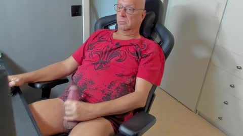 Snapshot of bobo_k chatting on 02-16-25, 12:54 bobo_k online show from 02-16-25, 12:54