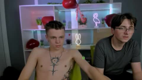 Snapshot of bodi_jon chatting on 02-12-26, 01:11 bodi_jon online show from 02-12-26, 01:11