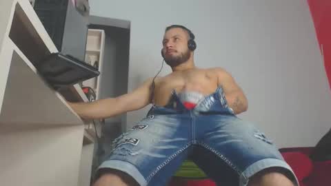 body xxx online show from 01-13-26, 08:30