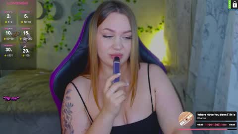  Lina  online show from 11-07-25, 08:20