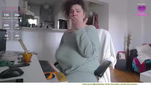 BohoBabeLaxy online show from 11-18-25, 08:08