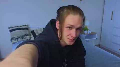 ALEXPVT IS OPEN online show from 11-16-25, 01:11