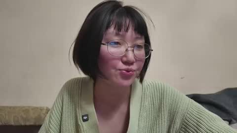 Yuko-chan online show from 01-13-25, 06:38