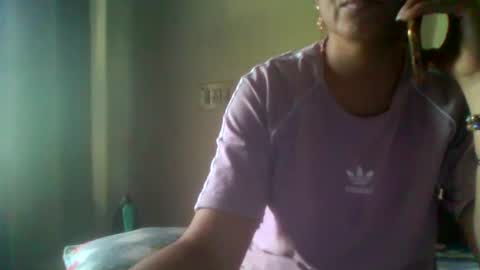 Snapshot of boldlaila chatting on 10-25-25, 10:34 Anamika online show from 10-25-25, 10:34