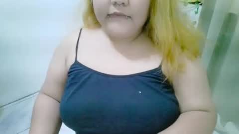 Snapshot of bombastic_darla chatting on 09-30-25, 04:39 bombastic_darla online show from 09-30-25, 04:39