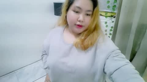 Snapshot of bombastic_darla chatting on 10-01-25, 05:46 bombastic_darla online show from 10-01-25, 05:46