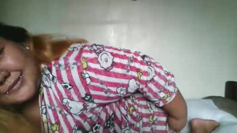 Snapshot of bombastic_darla chatting on 10-26-25, 04:51 bombastic_darla online show from 10-26-25, 04:51