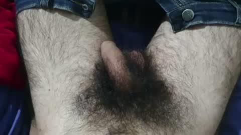 Snapshot of bomvemcam chatting on 06-19-26, 07:34 Im Bom - Tip if You Liked my Hairy Body - Private Show is Open - Read more about me in the bio below online show from 06-19-26, 07:34