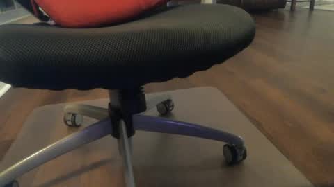 FRECKLES online show from 02-24-25, 01:57