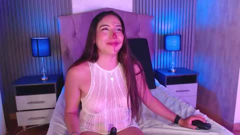 bonnali_lune online show from 10-01-25, 10:27