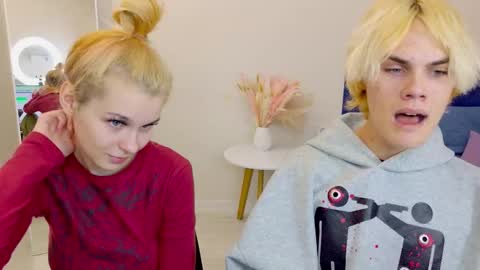 Jessy  Mark online show from 09-28-25, 05:07