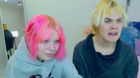 Jessy  Mark online show from 10-15-25, 05:13