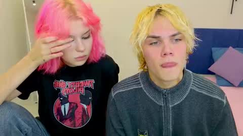 Jessy  Mark online show from 10-18-25, 05:03