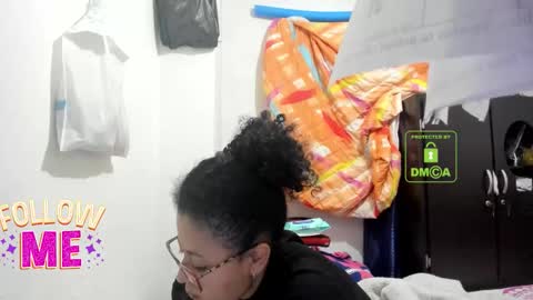 bonnie lam  hello welcome to my room I hope you have fun and you can reach your maximum pleasure here with me online show from 11-14-25, 04:11