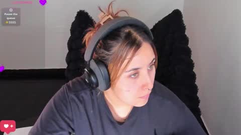 Bonnie Help me reach 500 likes online show from 02-12-26, 07:53