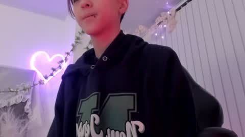   online show from 01-25-25, 11:44