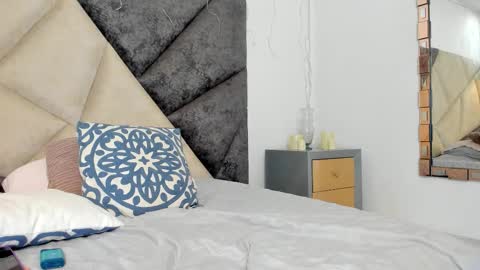   online show from 10-28-25, 11:51