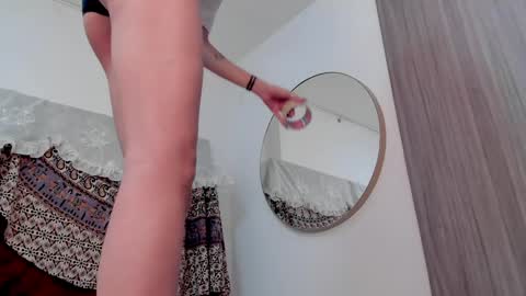   online show from 04-11-26, 12:15