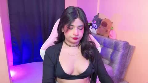 Karen online show from 12-21-25, 04:19