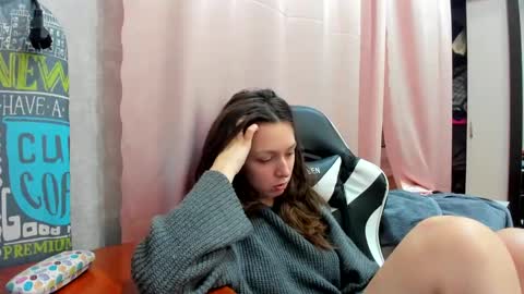 Snapshot of bonny_kimberly chatting on 01-22-25, 07:24 Bonny Kimberly online show from 01-22-25, 07:24