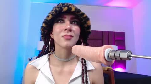 Snapshot of bonnybonnet chatting on 02-28-25, 02:31 bonnybonnet online show from 02-28-25, 02:31