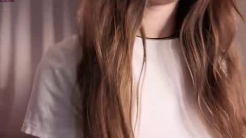 Snapshot of bonnyflower chatting on 09-09-25, 03:00 Eva online show from 09-09-25, 03:00