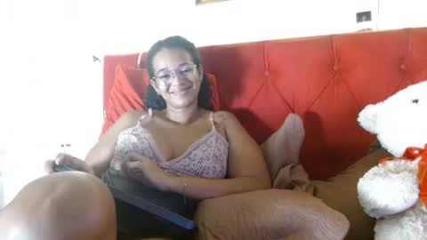 Queen Bon Vivantt online show from 01-02-25, 01:40