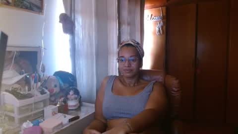 Queen Bon Vivantt online show from 01-20-25, 01:11