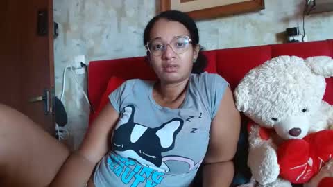 Queen Bon Vivantt online show from 02-14-25, 01:40