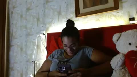 Queen Bon Vivantt online show from 02-18-25, 01:44