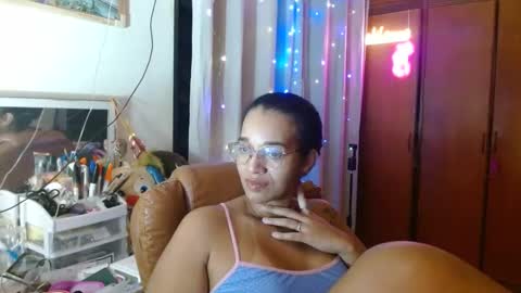 Queen Bon Vivantt online show from 03-02-25, 05:01