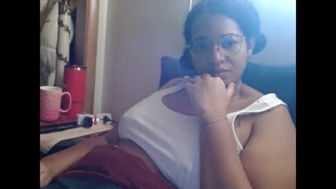 Queen Bon Vivantt online show from 09-09-25, 01:10