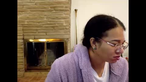 Queen Bon Vivantt online show from 11-11-25, 02:17