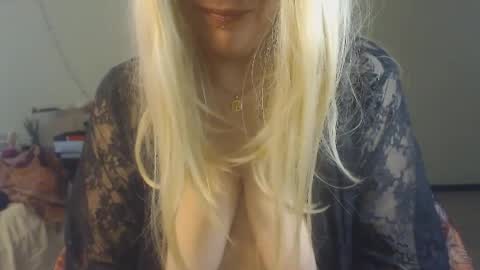 Snapshot of boobliciousnat chatting on 08-06-26, 10:50 Nat online show from 08-06-26, 10:50