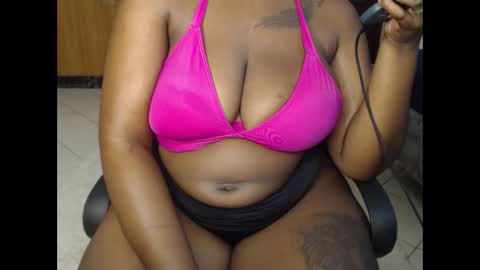 booby_candy online show from 10-08-25, 05:49