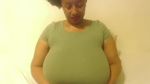 boobyqueen online show from 09-10-25, 07:25