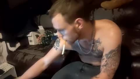 Snapshot of boogieflexxx chatting on 12-17-24, 03:17 boogieflexxx online show from 12-17-24, 03:17