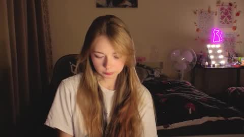 Milena online show from 10-07-25, 03:20