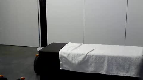 Snapshot of boopye chatting on 11-17-25, 08:31 boopye online show from 11-17-25, 08:31