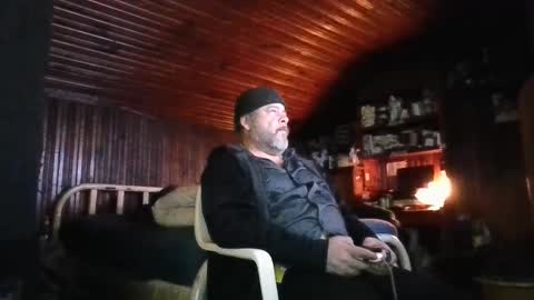 Booshwa online show from 12-26-24, 03:20