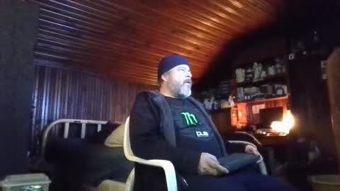 Booshwa online show from 01-04-25, 06:19