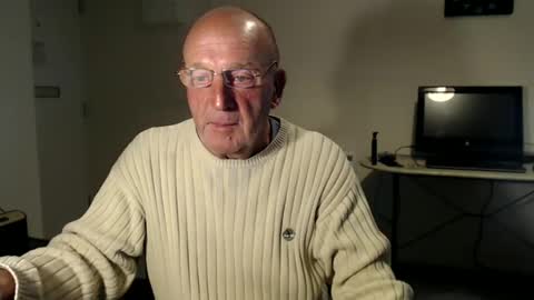 Snapshot of boppy21 chatting on 03-01-25, 07:37 Boppy21 online show from 03-01-25, 07:37