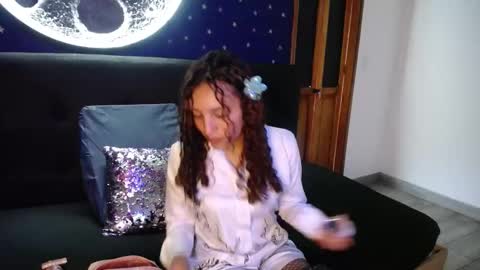 Snapshot of borbuja1 chatting on 10-16-25, 05:36 borbuja online show from 10-16-25, 05:36