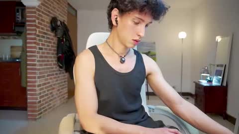 Bream online show from 09-18-25, 11:56