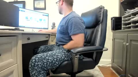 Boredhorndog online show from 12-30-24, 04:29