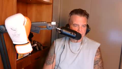 BOSS online show from 10-11-25, 07:12