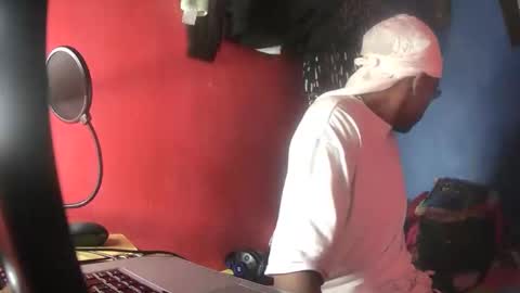 boss_playa98 online show from 02-25-25, 12:25