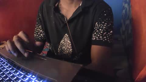 boss_playa98 online show from 03-04-25, 07:19