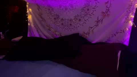 BossMom online show from 01-23-25, 01:19