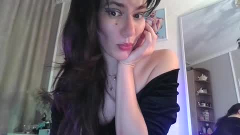 Bossy online show from 11-11-25, 08:42